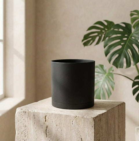 The Minimalist Cylinder - Plantology USA - Matte Black